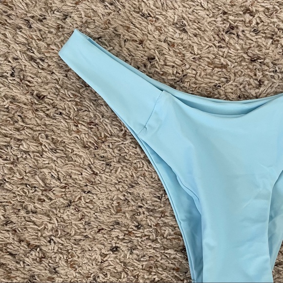 ❌ SOLD ❌ Light Blue Cheeky High Cut Bikini Bottom - Picture 3 of 3